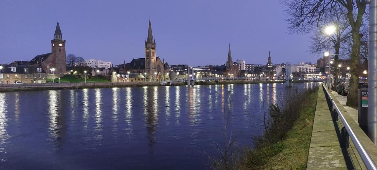 Riverbank Guesthouse Inverness Exteriör bild